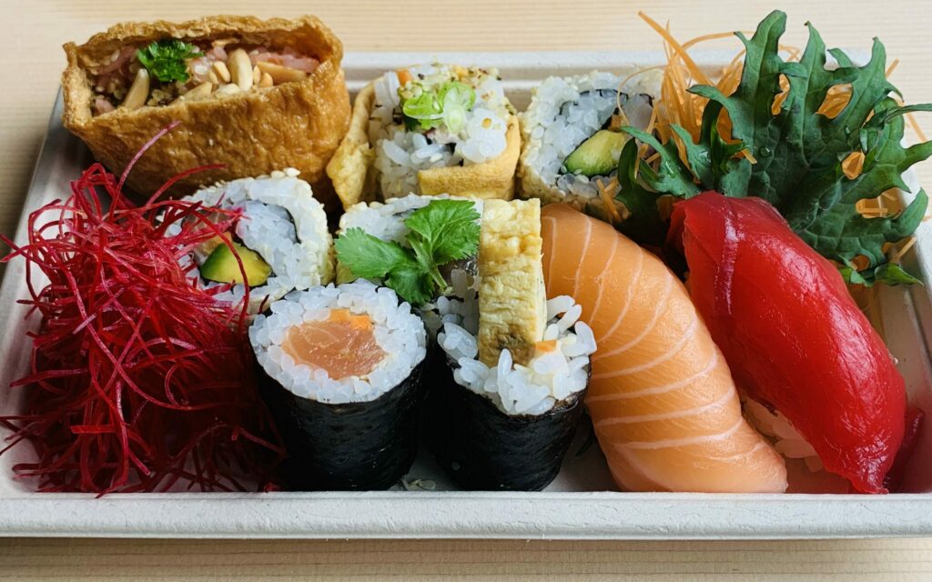 Sushi tasting box for one person